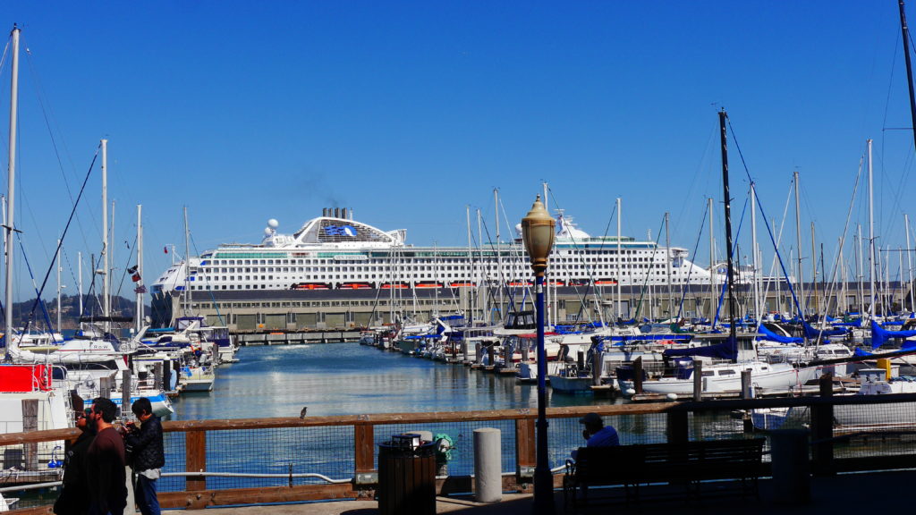 Sun Princess im Hafen von San Francisco